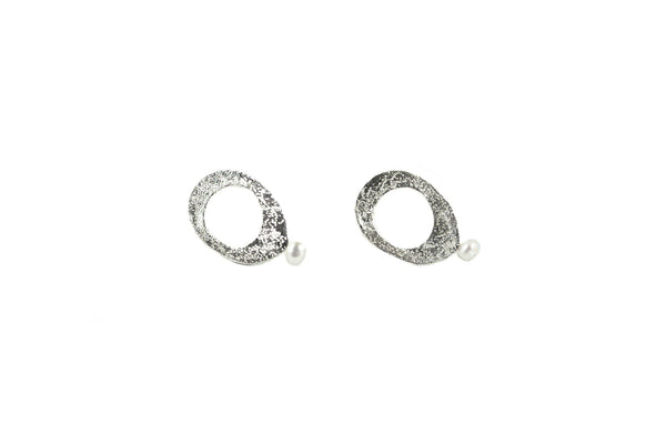 Silver Oval Earrings With Pearl - ArtLofter